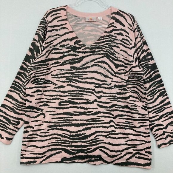 Quacker Factory size 1X Pink Black Animal Print Embellished Stretch Knit Top - Picture 1 of 9